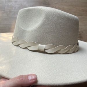 Altar d’State Hat